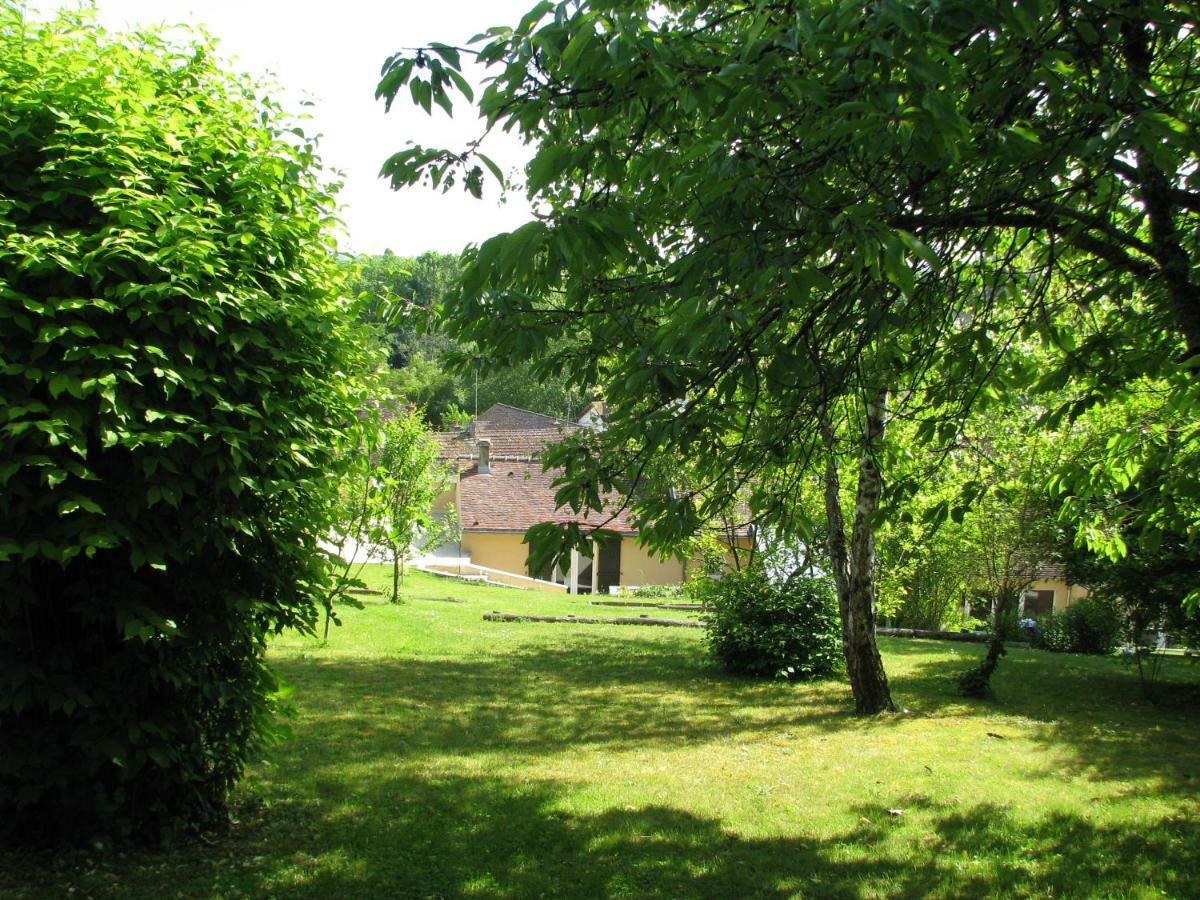 Le Clos Du Point De Vue Hotel Montigny-sur-Loing Exterior foto